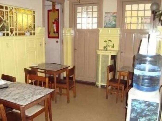 Imagen del bar/restaurante del Hotel Aramaya, Montevideo. Foto 12