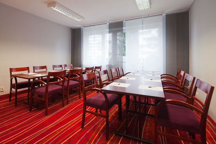 Imagen de los interiores del Hotel Aramis, Varsovia. Foto 13