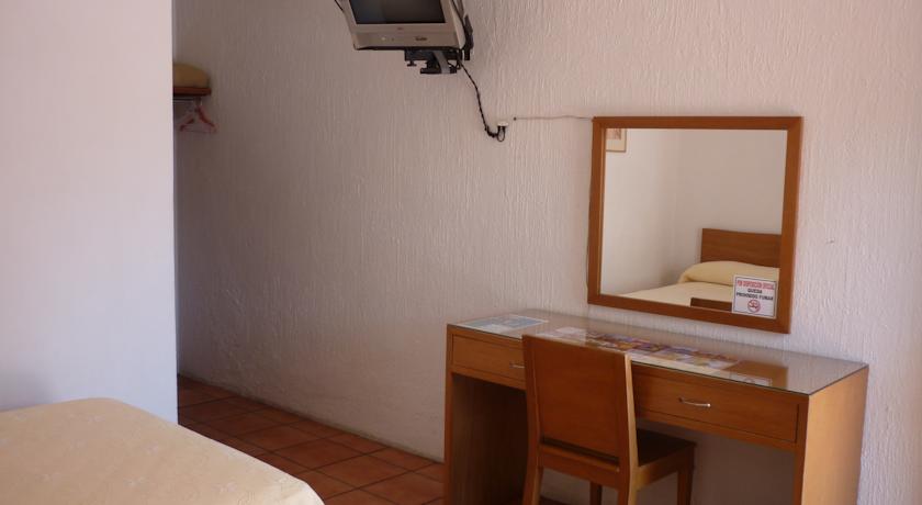 Imagen de la habitación del Hotel Arana. Foto 7