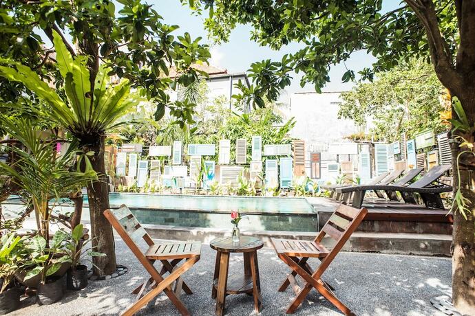 Imagen de la piscina del Hotel Arana Garden Ubud. Foto 17