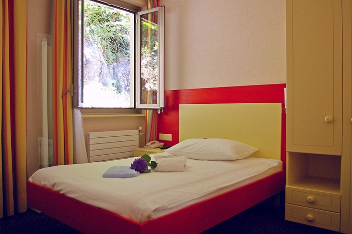 Imagen de la habitación del Hotel Arancio. Foto 6