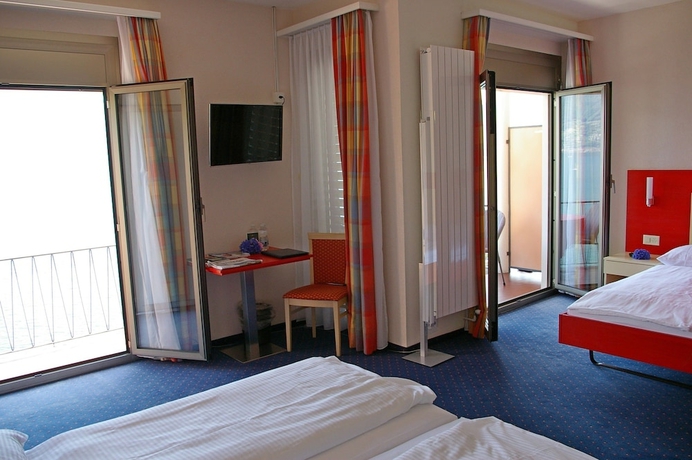 Imagen de la habitación del Hotel Arancio. Foto 9