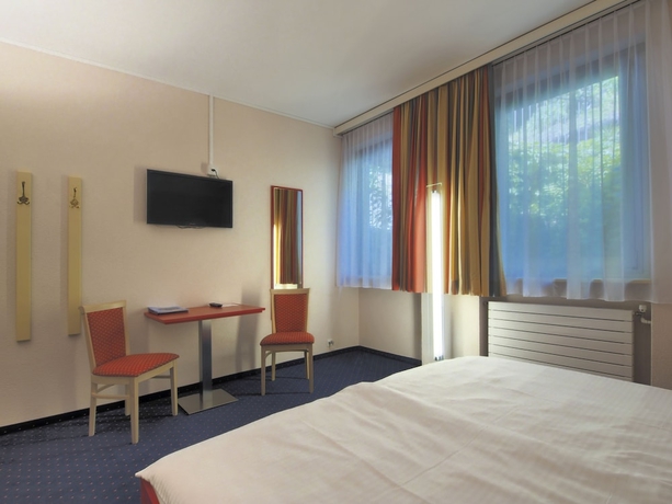 Imagen de la habitación del Hotel Arancio. Foto 12