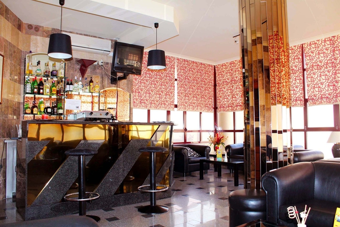 Imagen del bar/restaurante del Hotel Aranguês. Foto 3