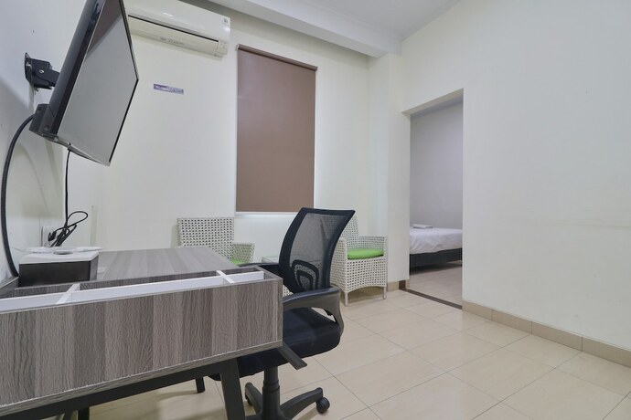Imagen de la habitación del Hotel Aranis. Foto 16