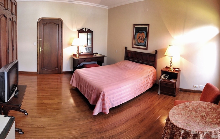 Imagen de la habitación del Hotel Aranjuez Cochabamba. Foto 8
