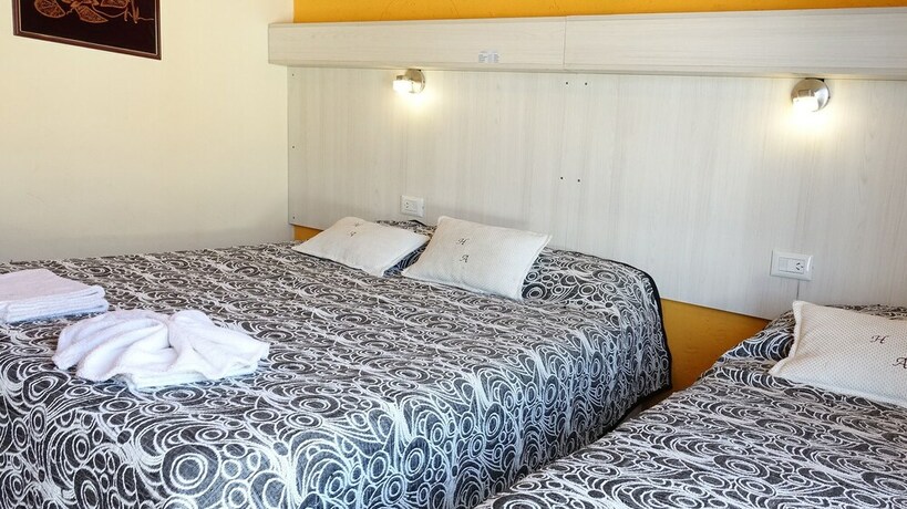 Imagen de la habitación del Hotel Aranjuez, VILLA CARLOS PAZ. Foto 19