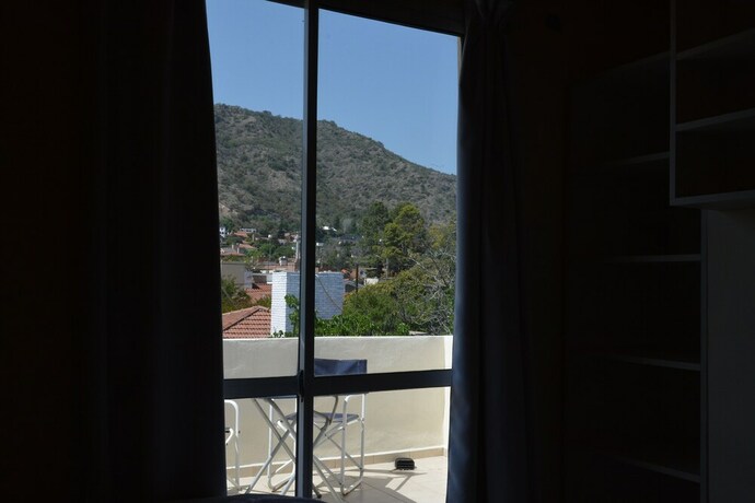 Imagen de los exteriores del Hotel Aranjuez, VILLA CARLOS PAZ. Foto 28