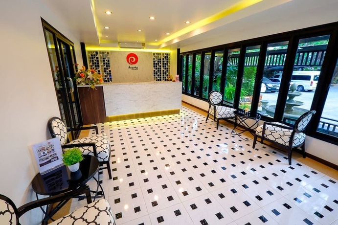 Imagen de los interiores del Hotel Aranta Airport. Foto 15