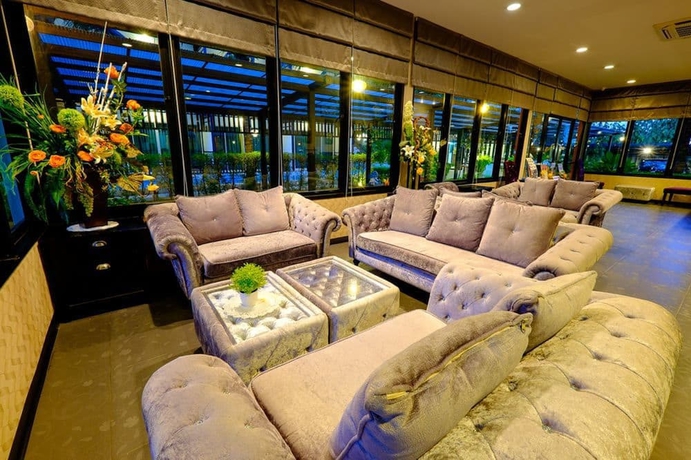Imagen de los interiores del Hotel Aranta Airport. Foto 18