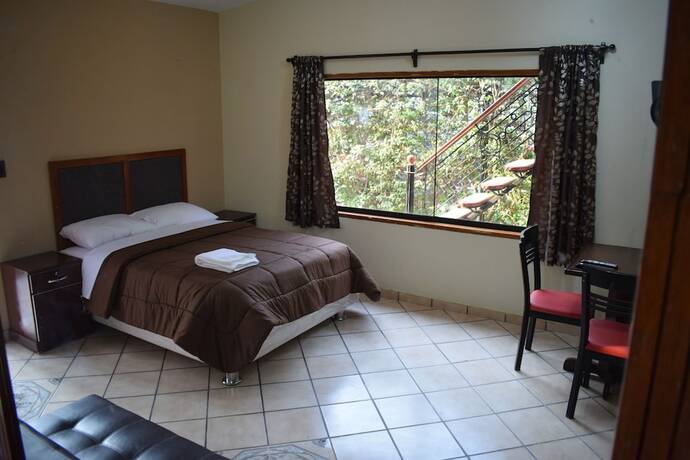 Imagen general del Hotel Arantza Suites. Foto 7