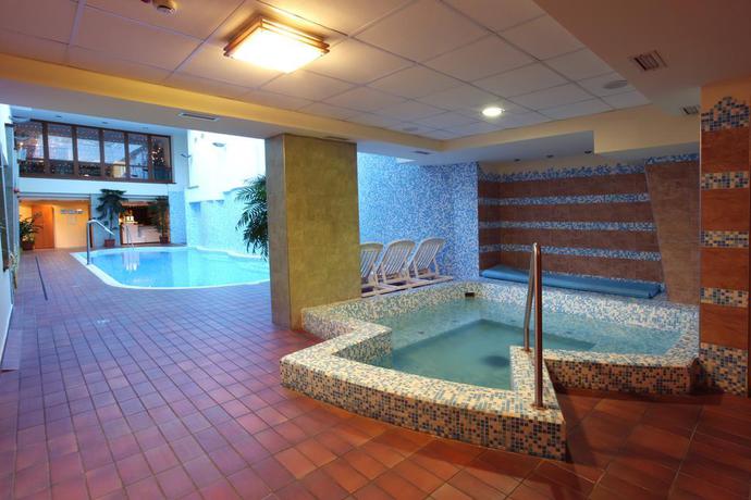 Imagen general del Hotel Aranyhomok Business-city-wellness. Foto 7