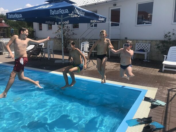 Imagen general del Hotel Aranyhord&oacute; Panzi&oacute; &Eacute;tterem &eacute;s Pizz&eacute;ria. Foto 4