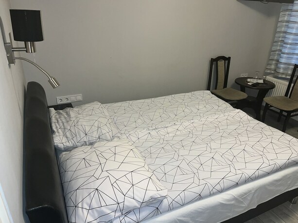 Imagen de la habitación del Hotel Aranyhord&oacute; Panzi&oacute; &Eacute;tterem &eacute;s Pizz&eacute;ria. Foto 20