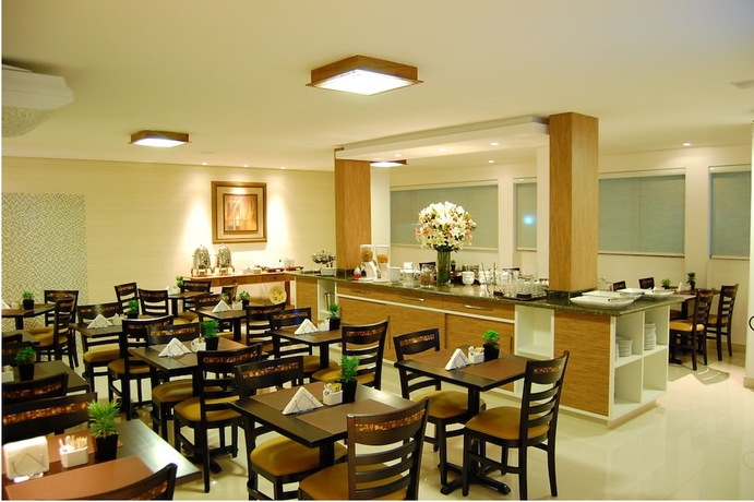 Imagen del bar/restaurante del Hotel Araraquara By Mercure. Foto 5
