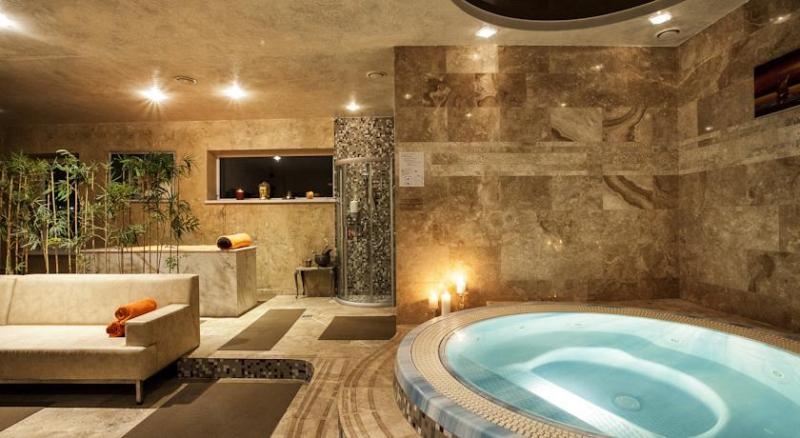 Imagen de los interiores del Hotel Ararat All Suites. Foto 6