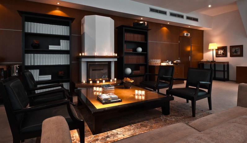 Imagen de los interiores del Hotel Ararat Park Hyatt Moscow. Foto 15