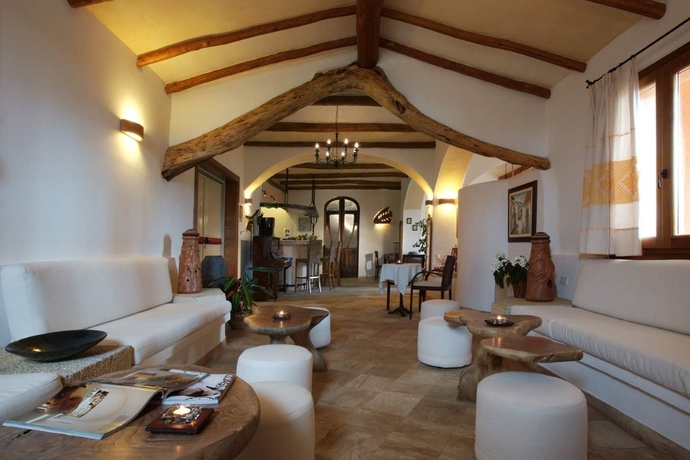 Imagen general del Hotel Arathena. Foto 4