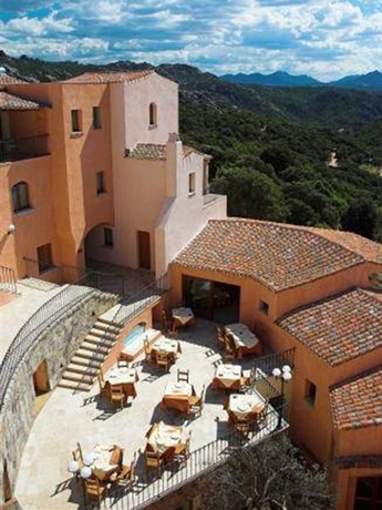 Imagen general del Hotel Arathena. Foto 15