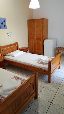 Imagen de la habitación del Hotel Aratos. Foto 16