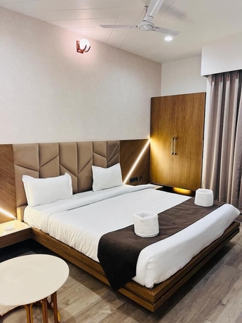 Imagen de la habitación del Hotel Aravalli Hill Resort. Foto 14