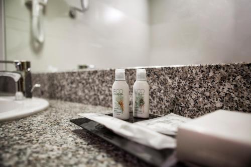 Imagen de la habitación del Hotel Arawak Beach Resort. Foto 16