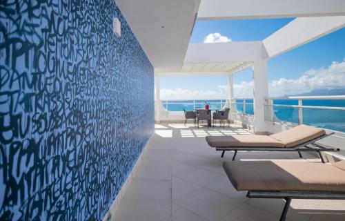 Imagen general del Hotel Arawak Beach Resort. Foto 13