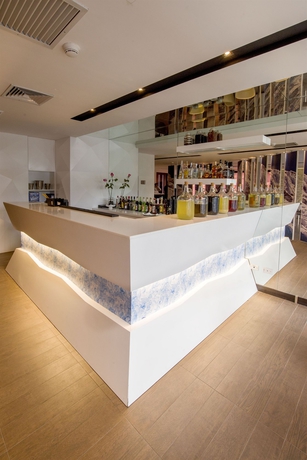 Imagen del bar/restaurante del Hotel Arawi Miraflores Prime. Foto 5