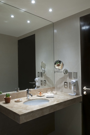 Imagen de la habitación del Hotel Arawi Miraflores Prime. Foto 11