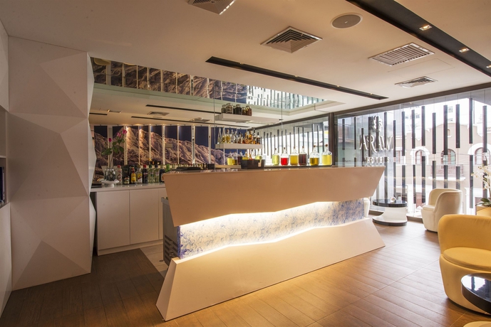 Imagen del bar/restaurante del Hotel Arawi Miraflores Prime. Foto 7