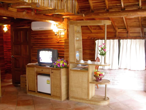 Imagen de la habitación del Hotel Arayana Phupimarn Resort. Foto 14