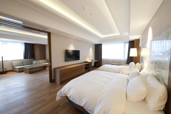 Imagen de la habitación del Hotel Arban. Foto 7