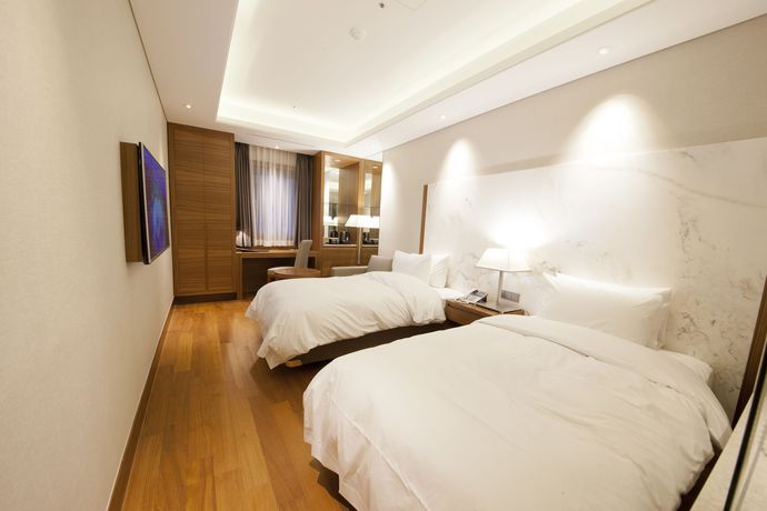 Imagen de la habitación del Hotel Arban. Foto 9