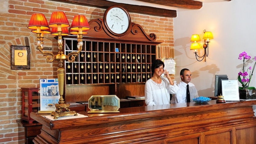 Imagen de los interiores del Hotel Arbatasar. Foto 15