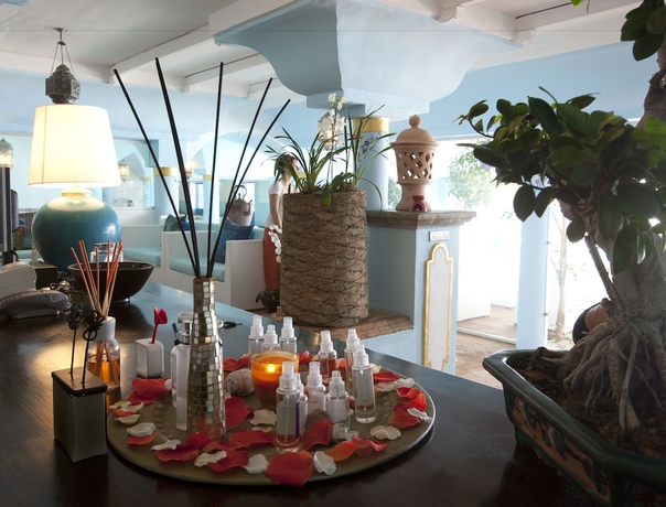 Imagen de los interiores del Hotel Arbatax Park Resort - Borgo Cala Moresca. Foto 17