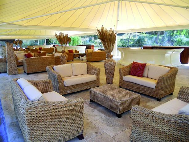 Imagen del bar/restaurante del Hotel Arbatax Park Resort - Dune. Foto 3