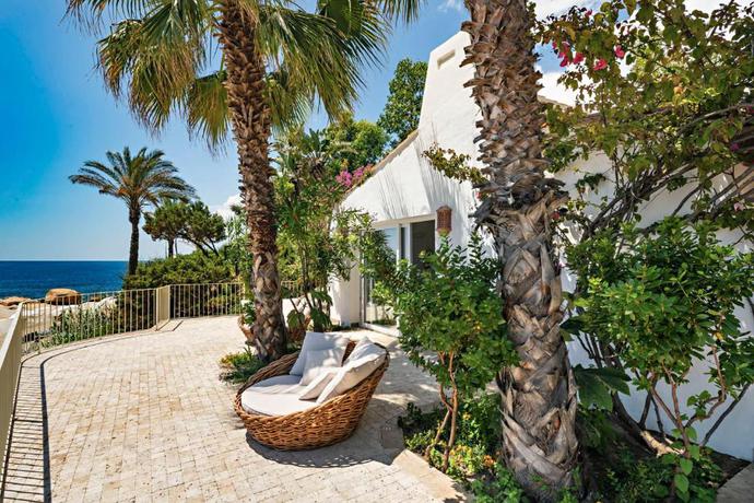 Imagen general del Hotel Arbatax Park Resort Suites del Mare. Foto 2