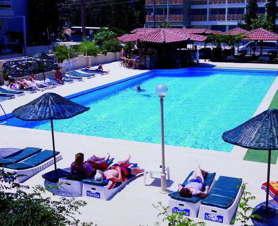Imagen de la piscina del Hotel Arbatt Marmaris, İ&ccedil;meler. Foto 5