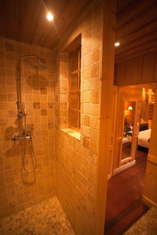 Imagen de la piscina del Hotel Arbez Franco-suisse. Foto 19