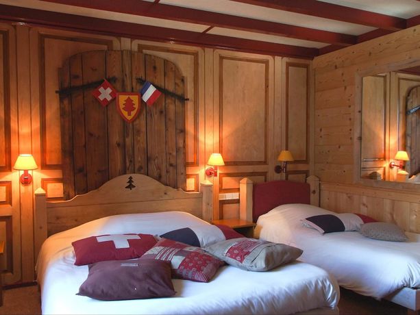 Imagen de la habitación del Hotel Arbez Franco-suisse. Foto 16