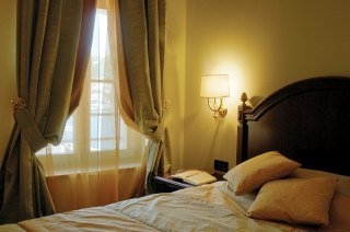 Imagen de la habitación del Hotel Arbiana. Foto 4