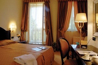 Imagen de la habitación del Hotel Arbiana. Foto 5