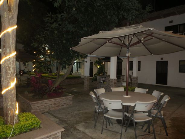 Imagen general del Hotel Arboledas. Foto 2