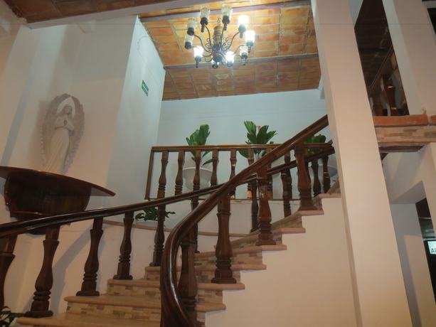 Imagen de los interiores del Hotel Arboledas. Foto 19
