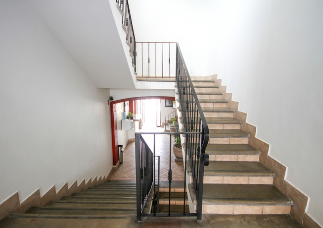 Imagen de los interiores del Hotel Arboledas Industrial. Foto 8