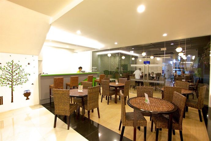 Imagen del bar/restaurante del Hotel Arbor Biz. Foto 4