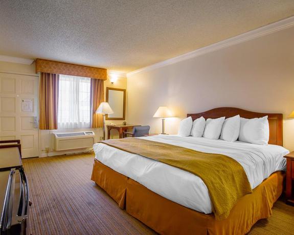 Imagen general del Hotel Arbor Inn Monterey. Foto 5