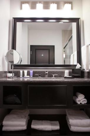 Imagen de la habitación del Hotel Arbor and Conference Center, Ascend Collection. Foto 6