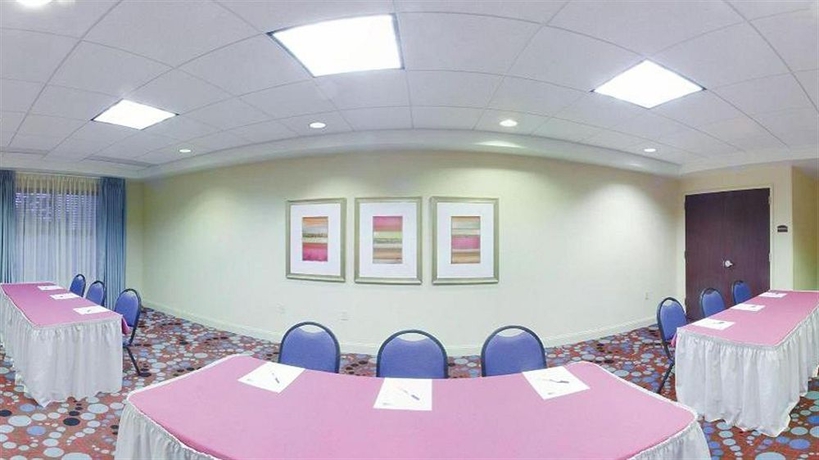 Imagen de los interiores del Hotel Arboretum. Foto 12