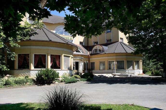 Imagen general del Hotel Arboretum, Hark&aacute;ny. Foto 5